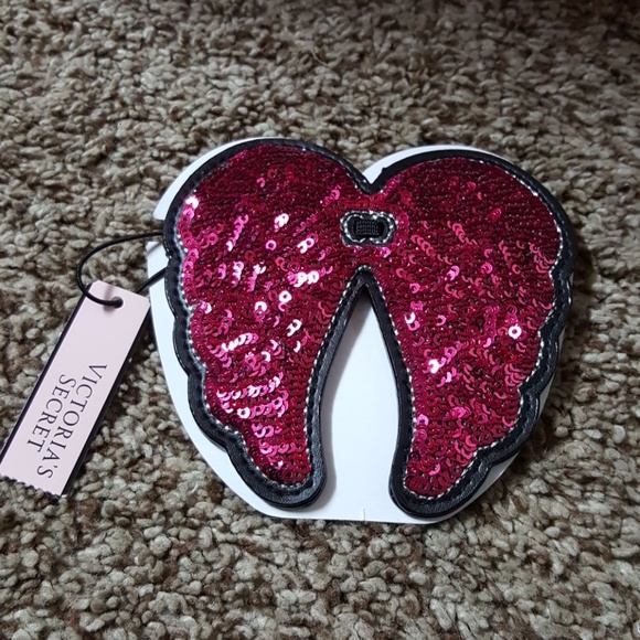 V.S Pink Sequin Angel Wing Perf/Lotion Charm. - Picture 4 of 6